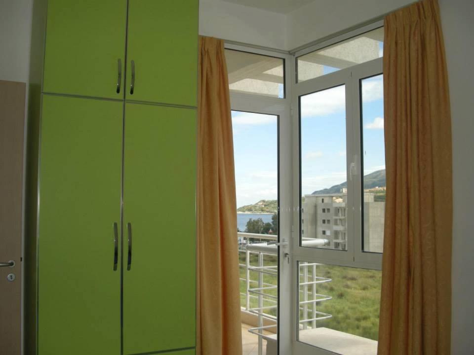Rainbow Holiday Apartments Vlore Exterior photo