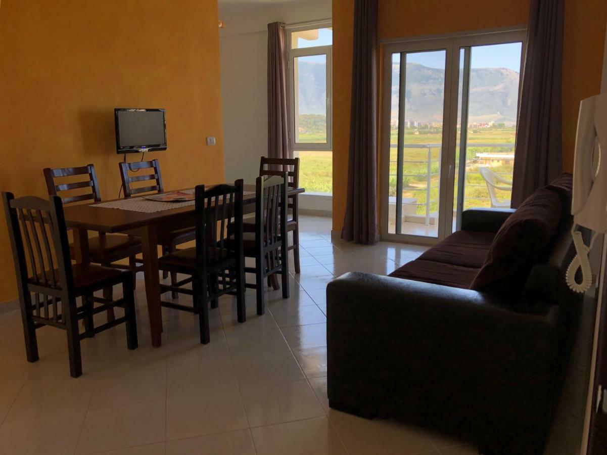 Rainbow Holiday Apartments Vlore Exterior photo