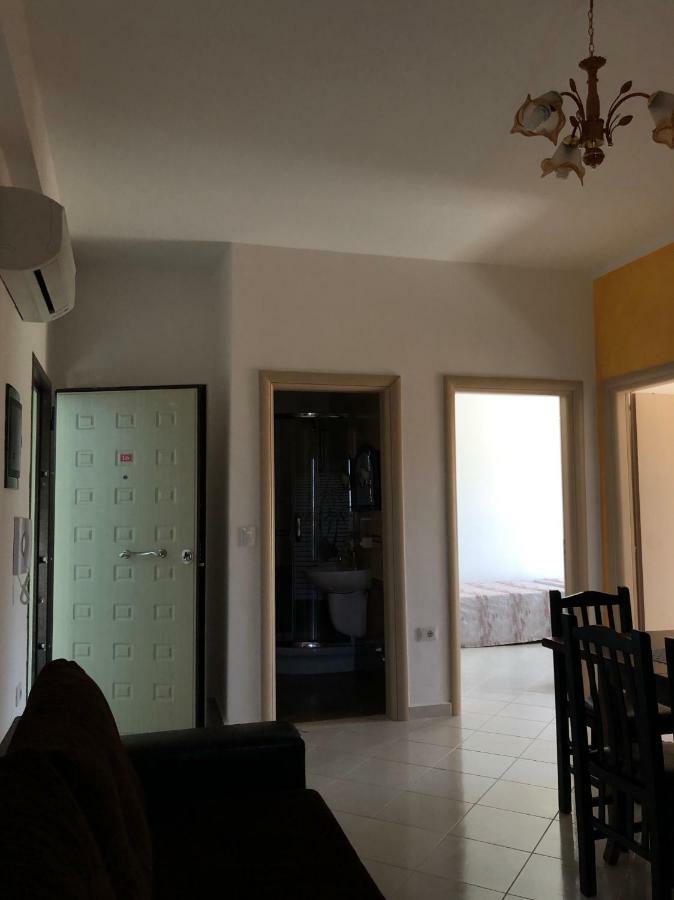 Rainbow Holiday Apartments Vlore Exterior photo